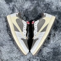 New China Leather Ridgerock White Dumpli