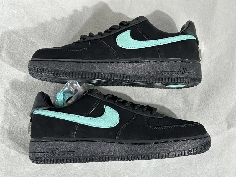 4.0 Tiffany X Nike Air Force Low