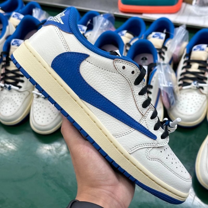 Nike NK TS Low Fragment 2.0