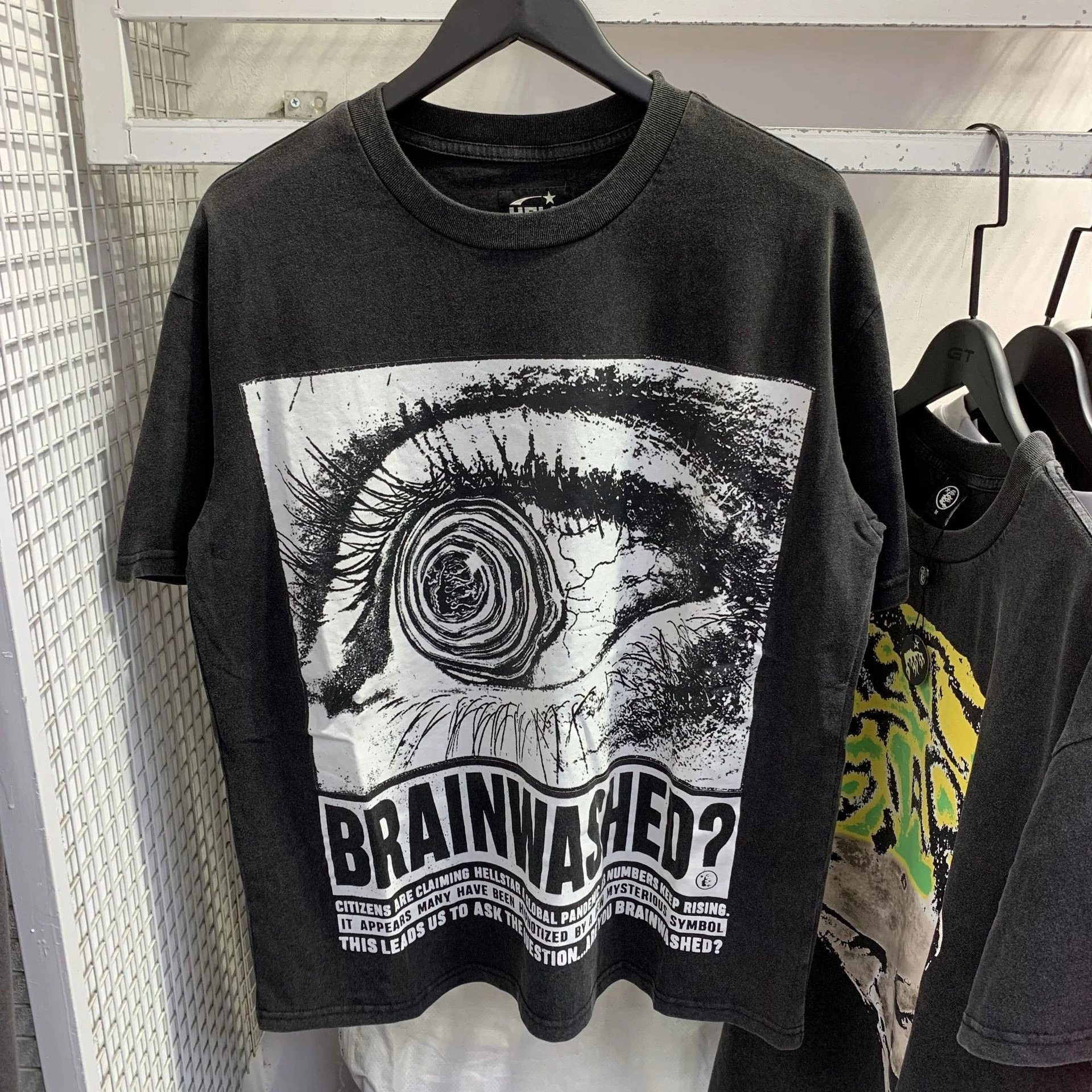 Short Sleeve 16