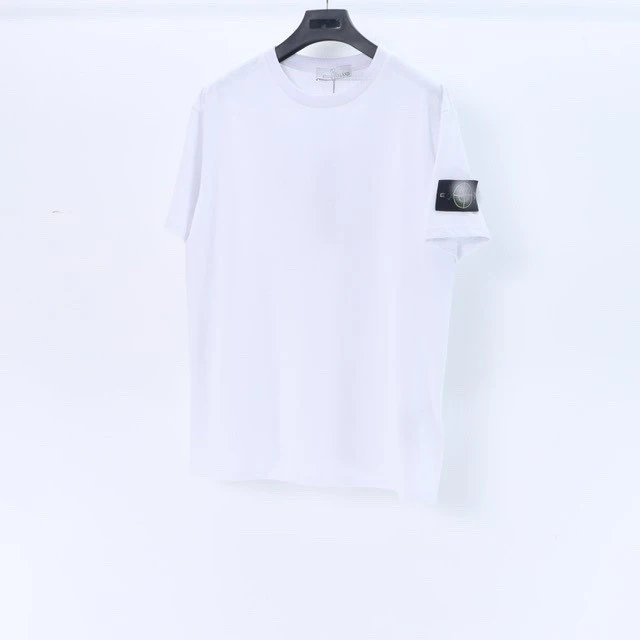 Design Puffer Jacket with Star Logo White Outerwear - 40