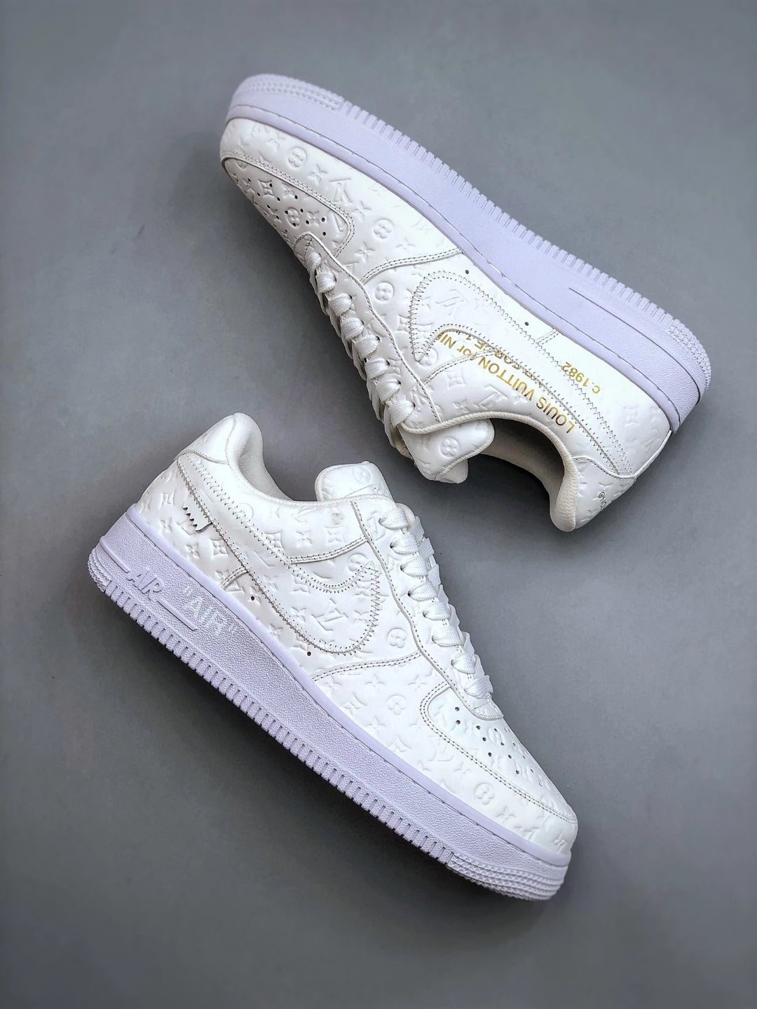 Louis Vuitton x Nike Air Force 1 Low Monogram Gold Sneakers - 46