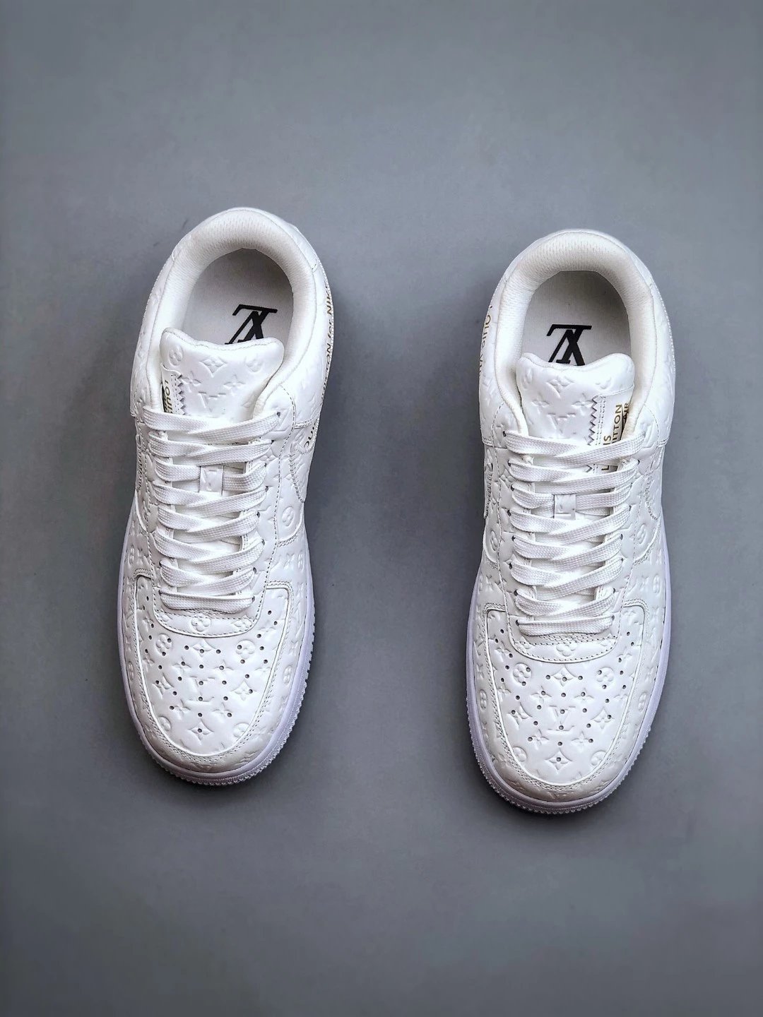 Louis Vuitton x Nike Air Force 1 Low Monogram Gold Sneakers - 42