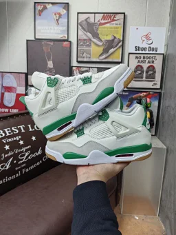 thumbnail for 【C醉大48码/懂货兄弟看过来/OG工厂再出一批/版本已到顶】顶配细节/钢印/乳胶鞋垫/全纳帕头层/气垫 AJ4 复古篮球鞋 白绿