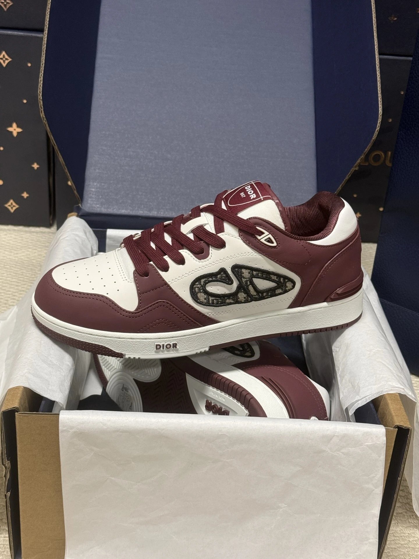 wine red
