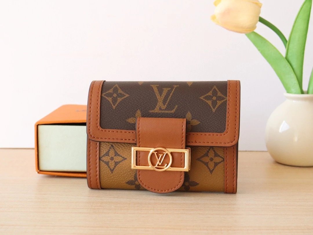 Women's Bag and Wallet photo 3