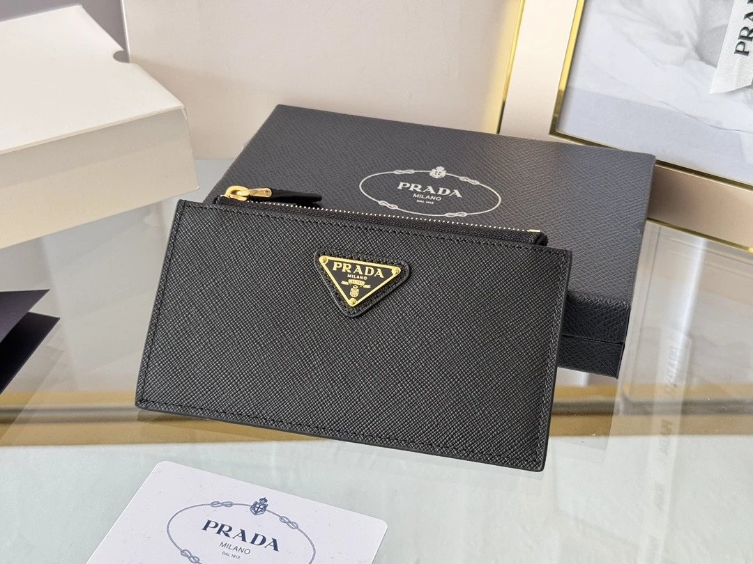 Prada Saffiano Card Holder 4