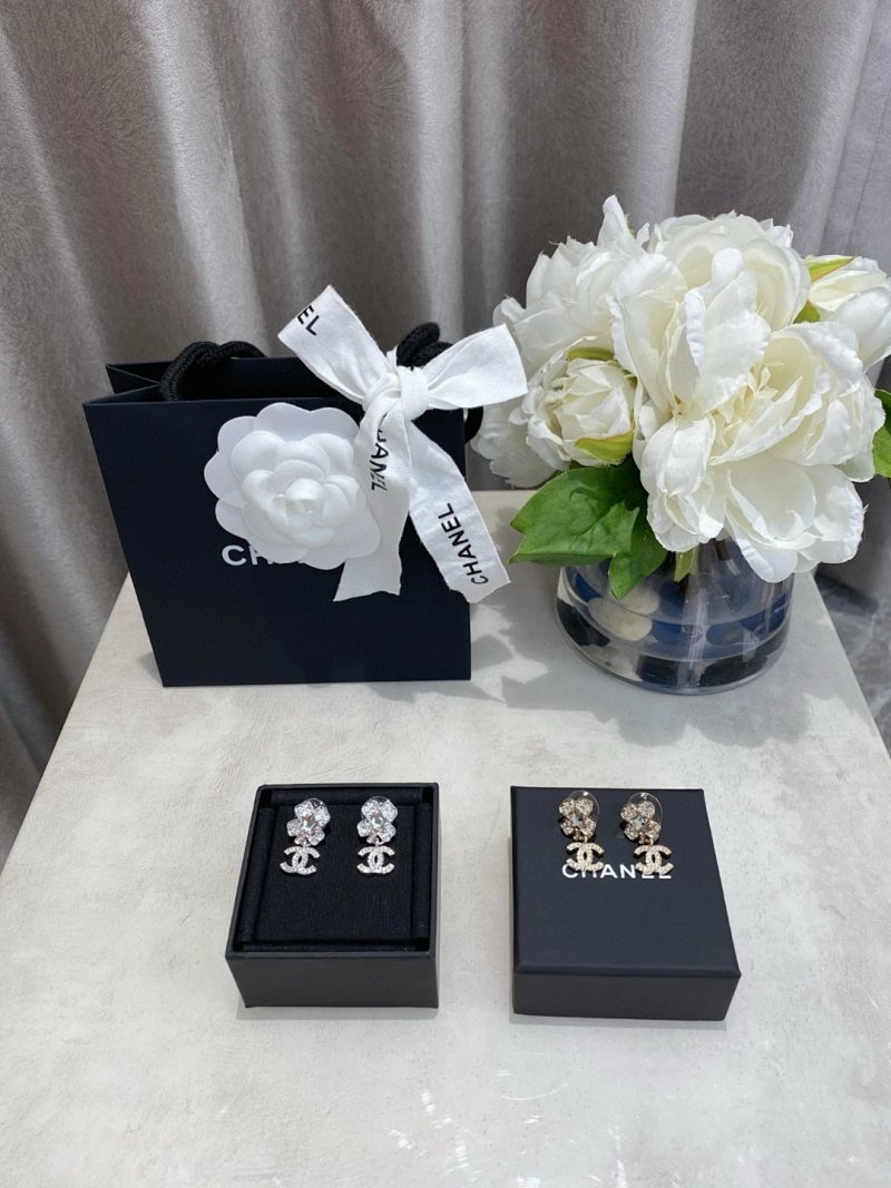 No.745 Women Earings