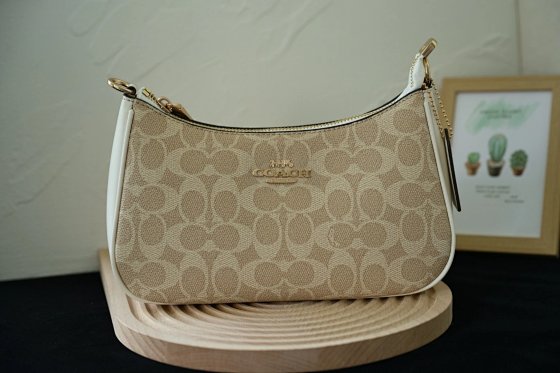 No.916 High-Quality Women's Handbag