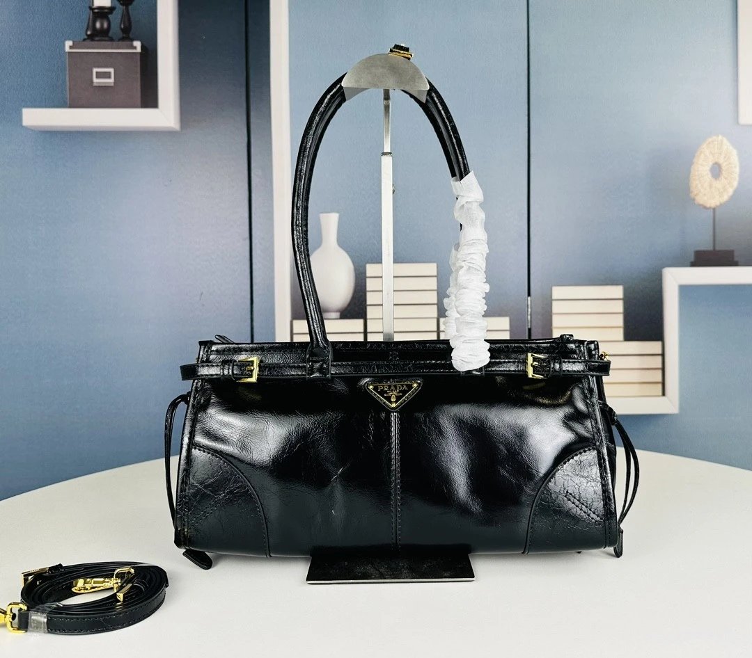 normal quality women bag