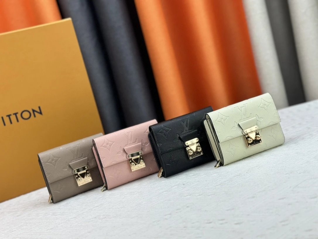 No.160 Normal Quality Women Wallet Leather Wallet Pursue