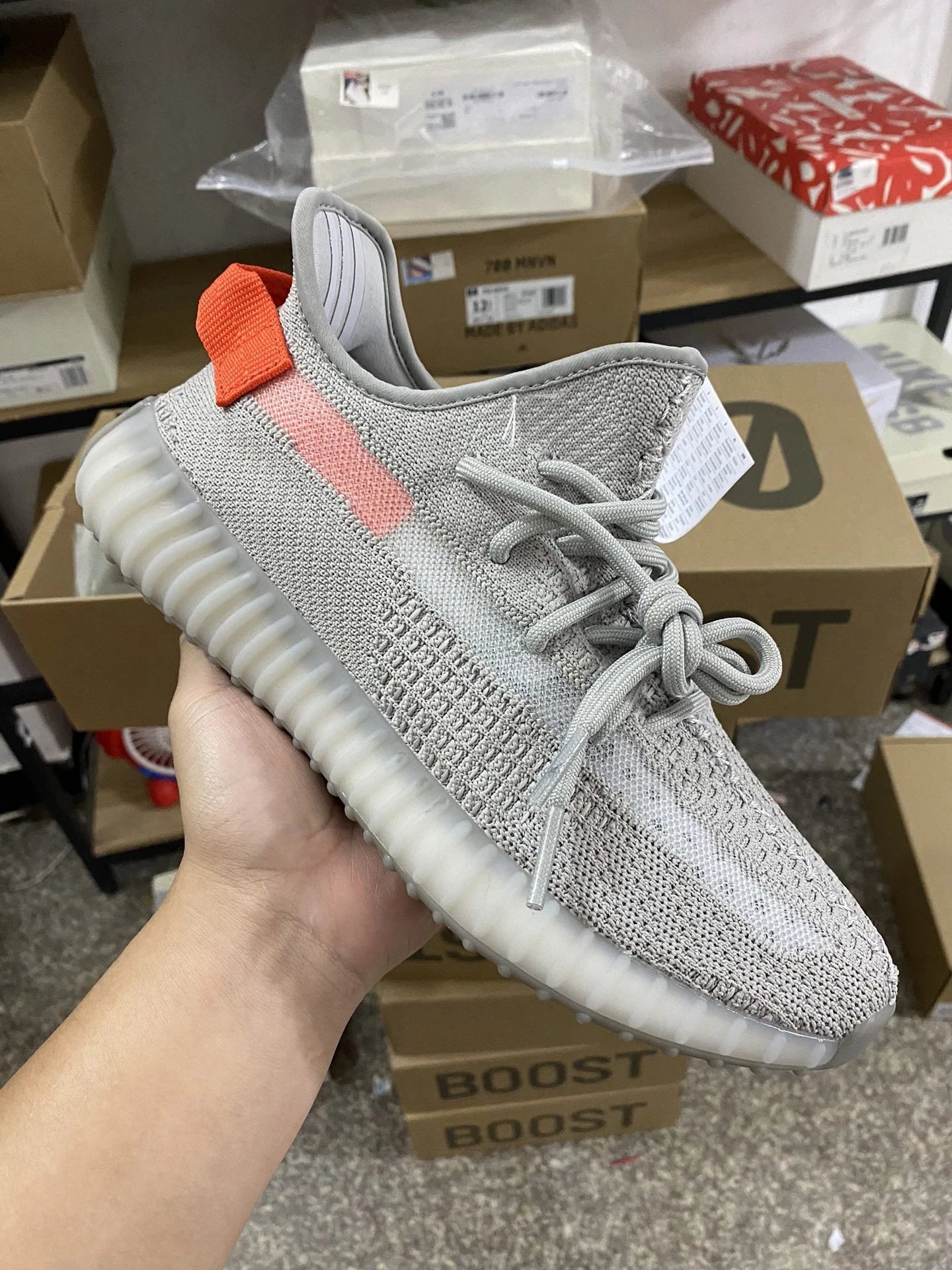 Adidas Yeezy 350 V2
