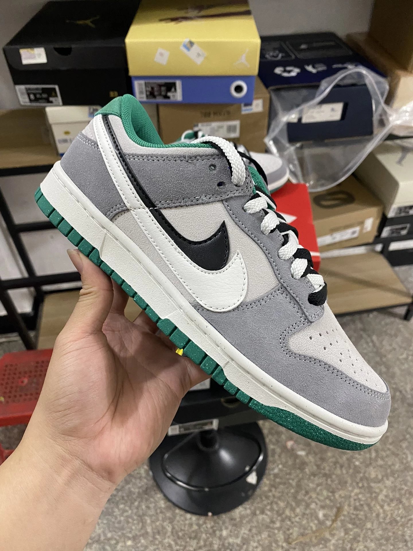 Nike Dunk Low Grey Green