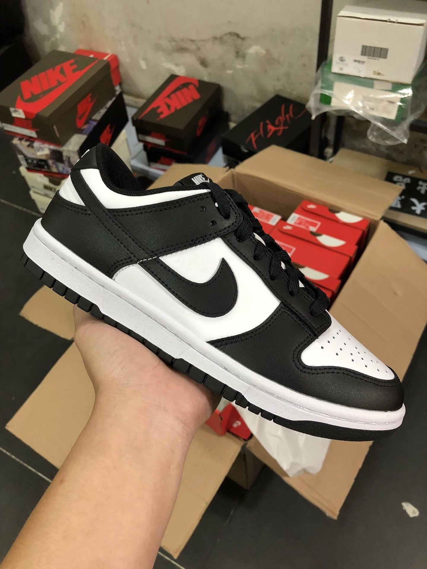 Nike Dunk Black White Panda