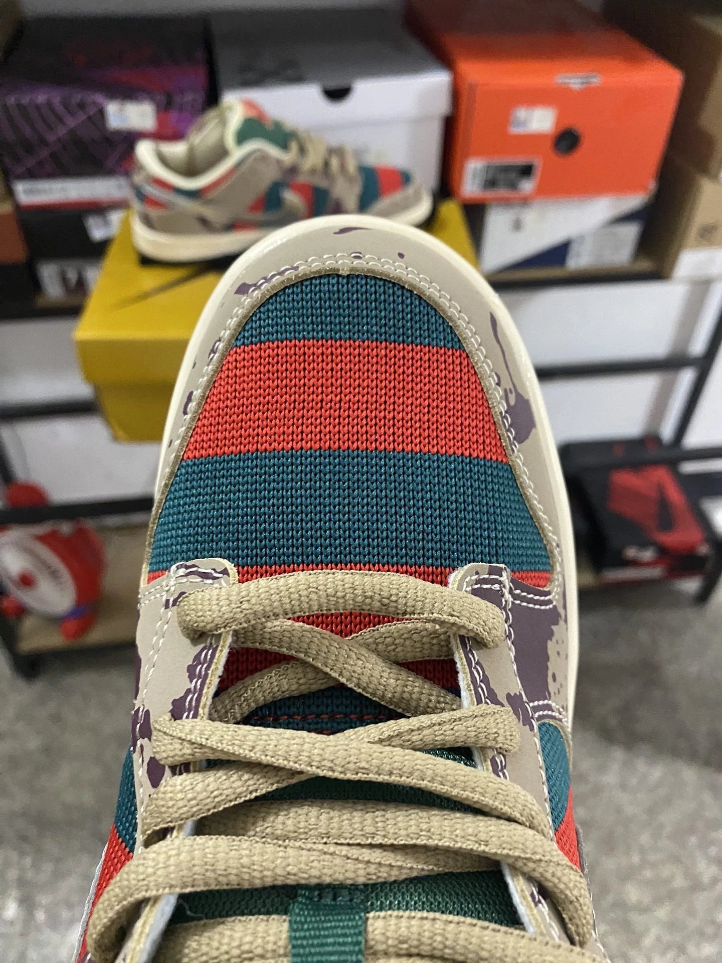 Nike Dunk Low Reverse Bumblebee photo 4