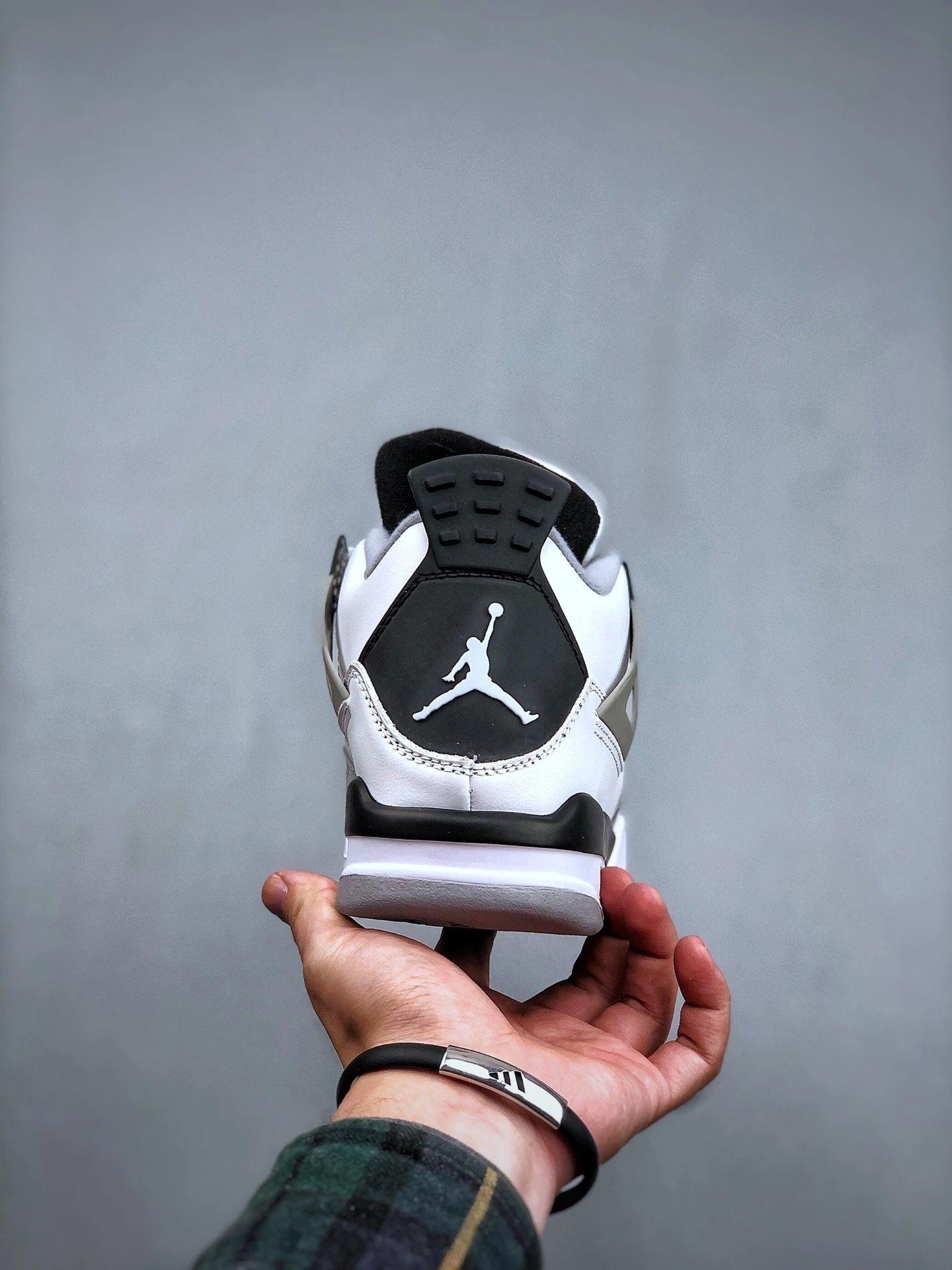 Air Jordan 4 Black White Grey photo 7
