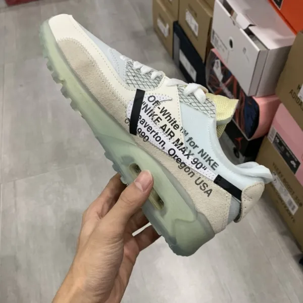 Nike Air Max 90 White Sneakers - 6
