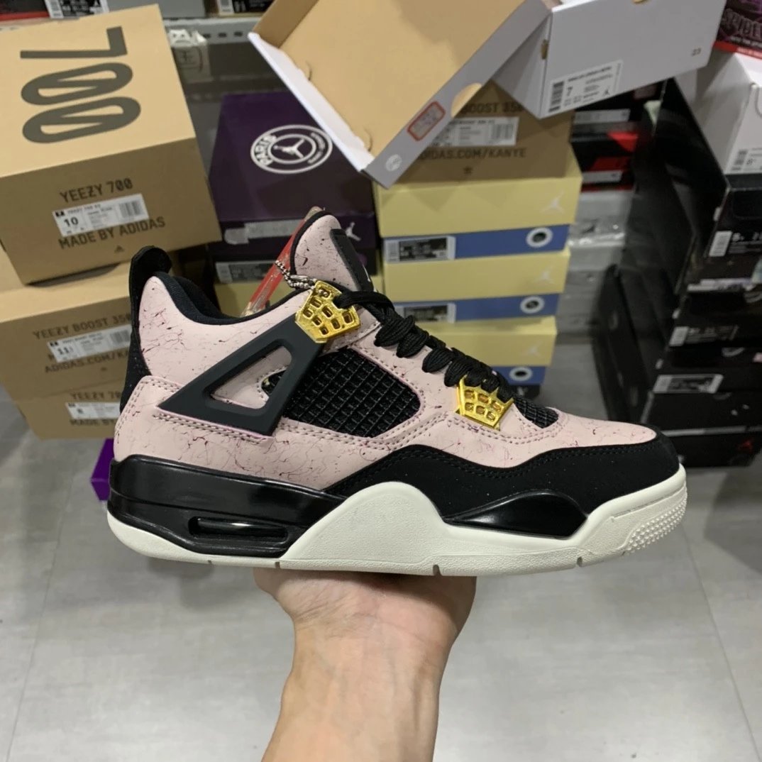 Air Jordan 4 Retro Pink Black