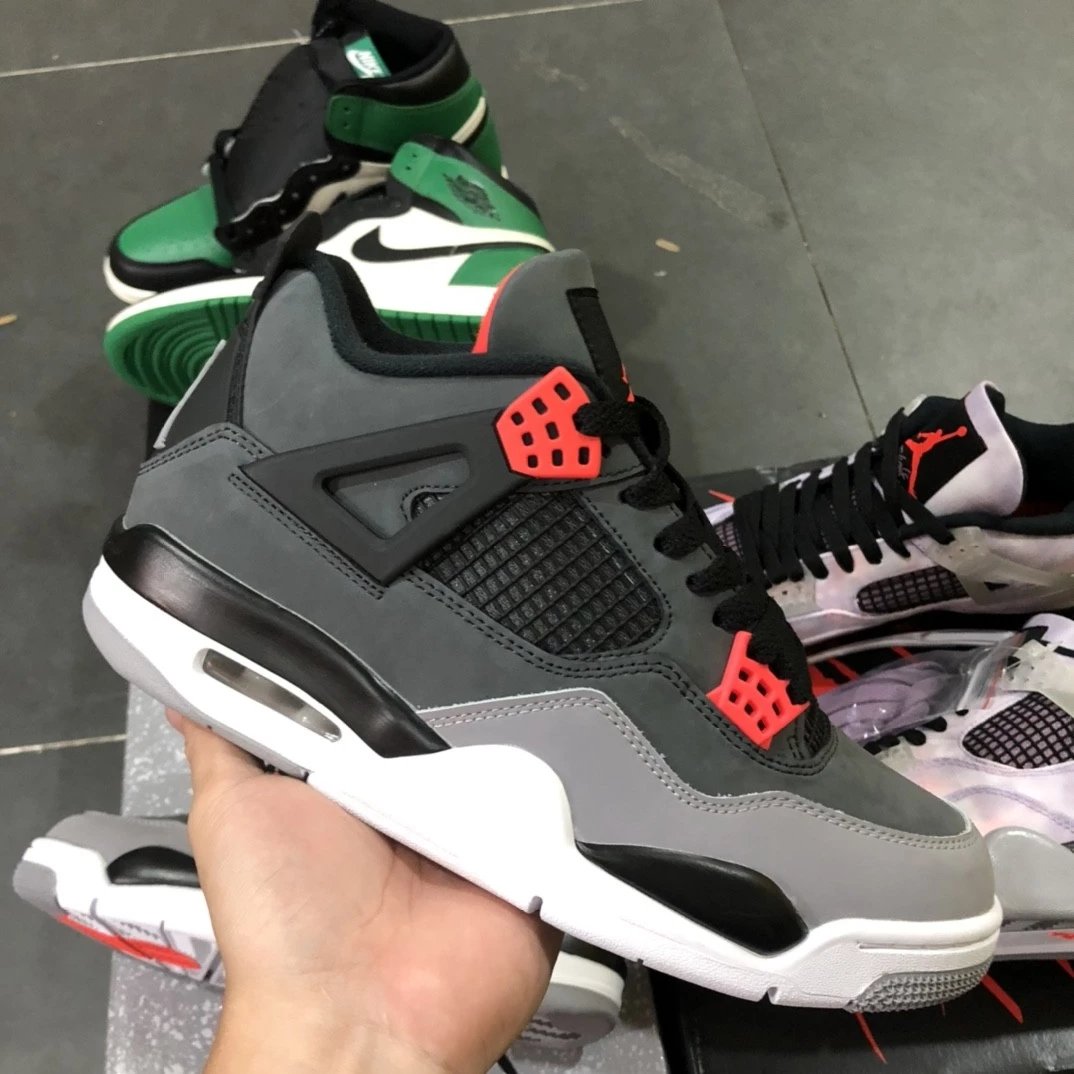Air Jordan 4 Retro Infrared