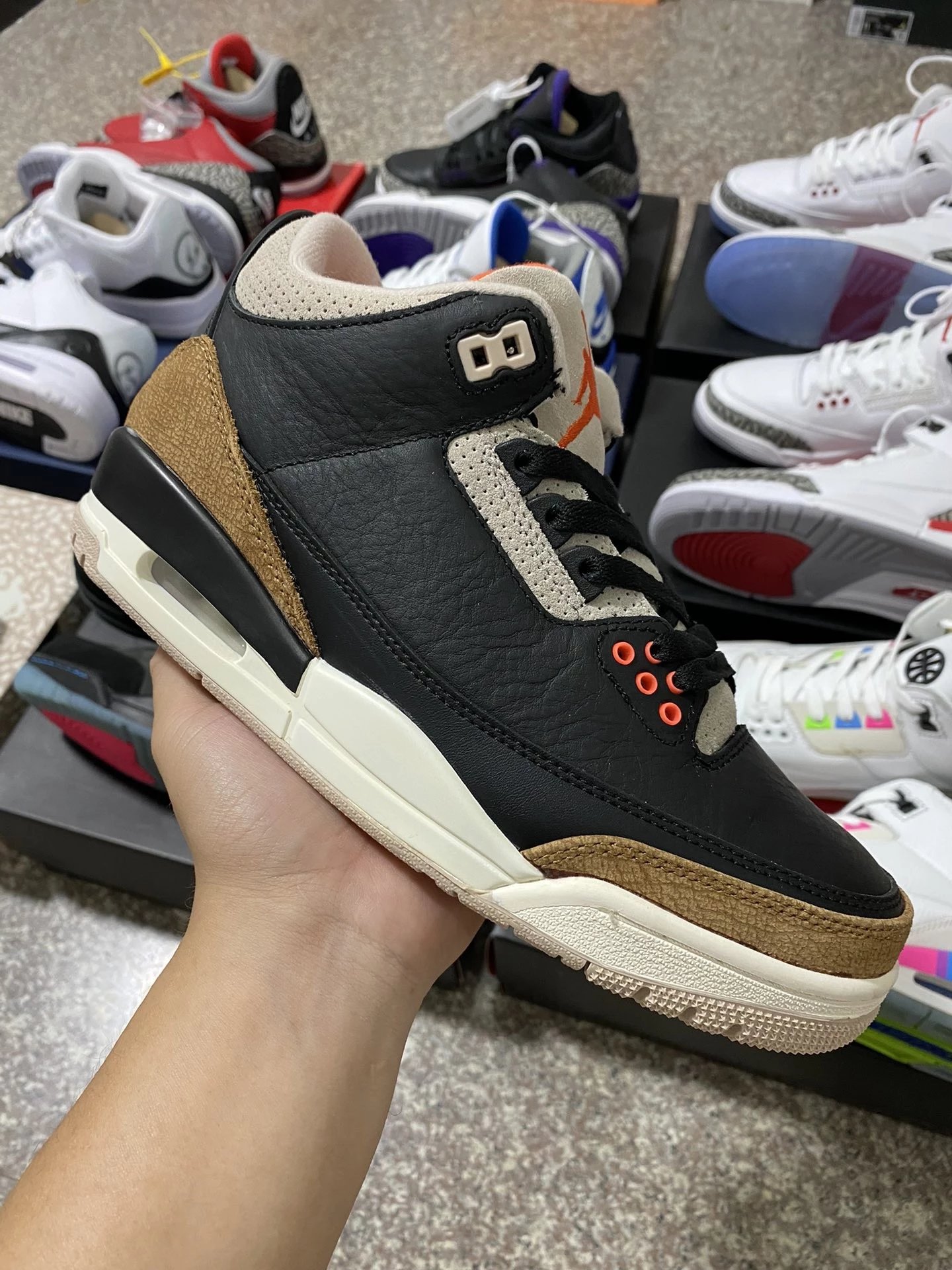 Air Jordan 3 Desert Black Brown
