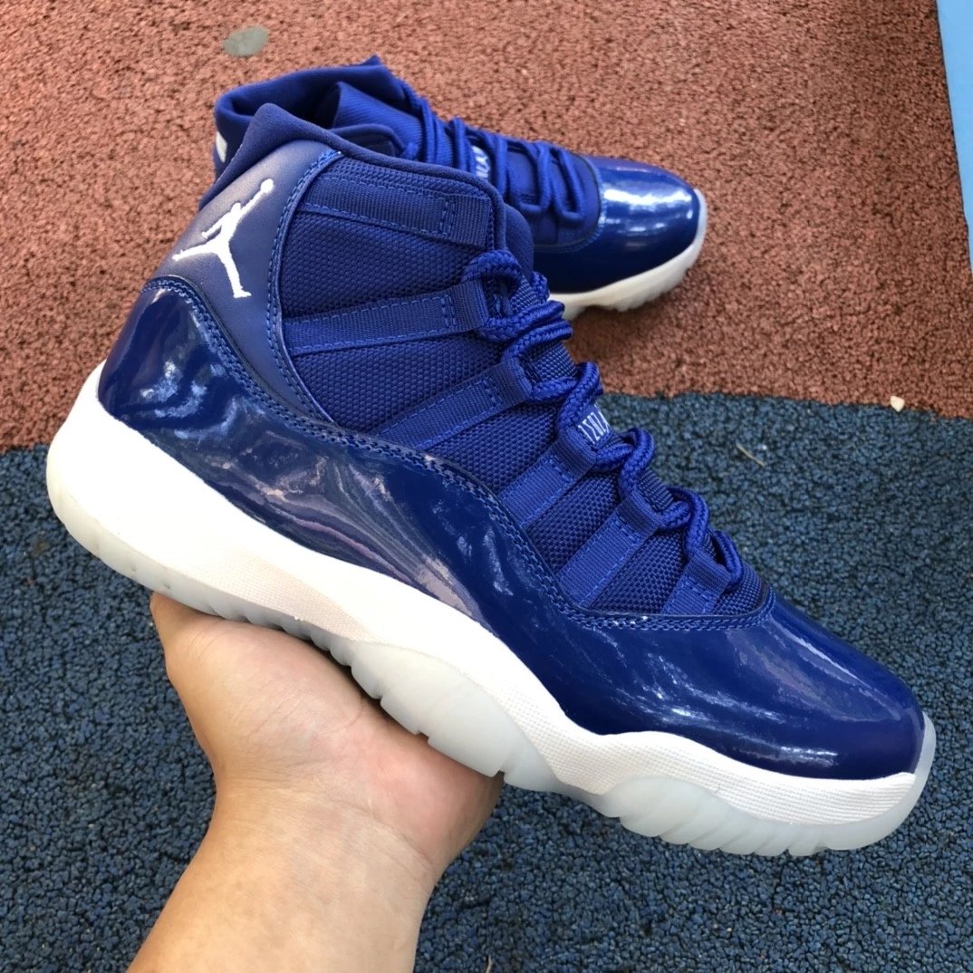 Air Jordan 11 'Deep Blue White'