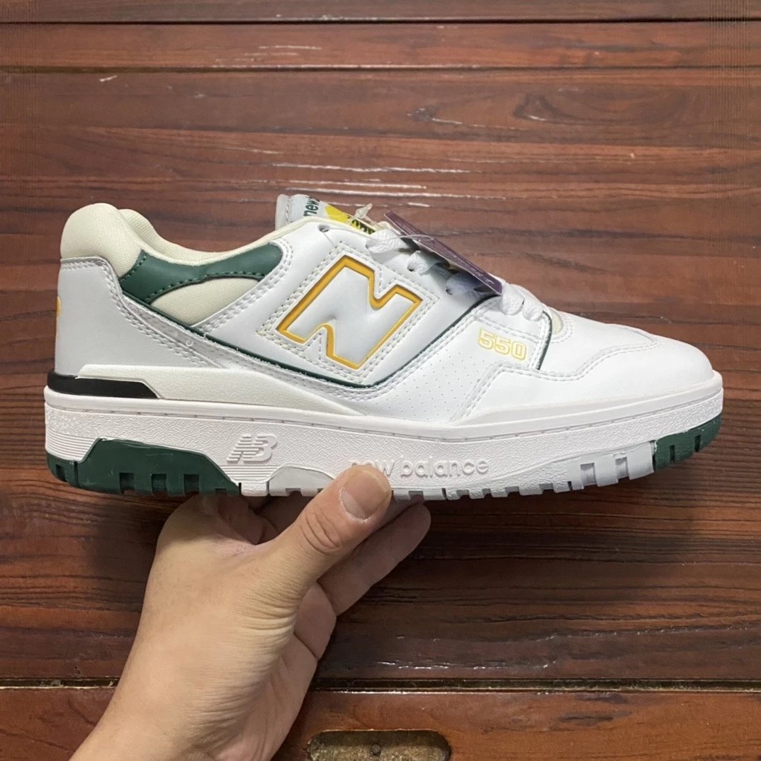 New Balance 550 Banana Green