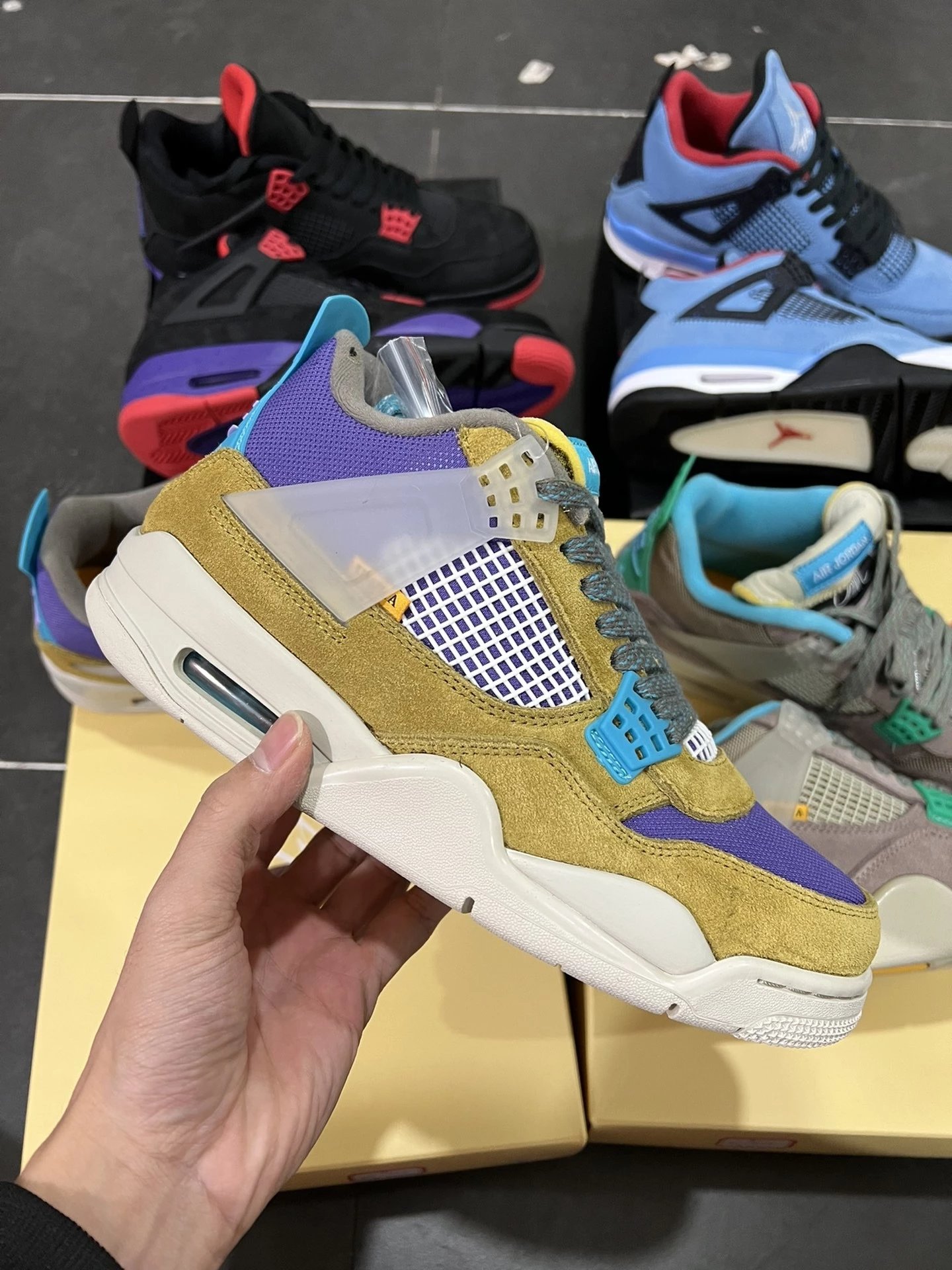 Air Jordan 4 Retro SP Desert Moss