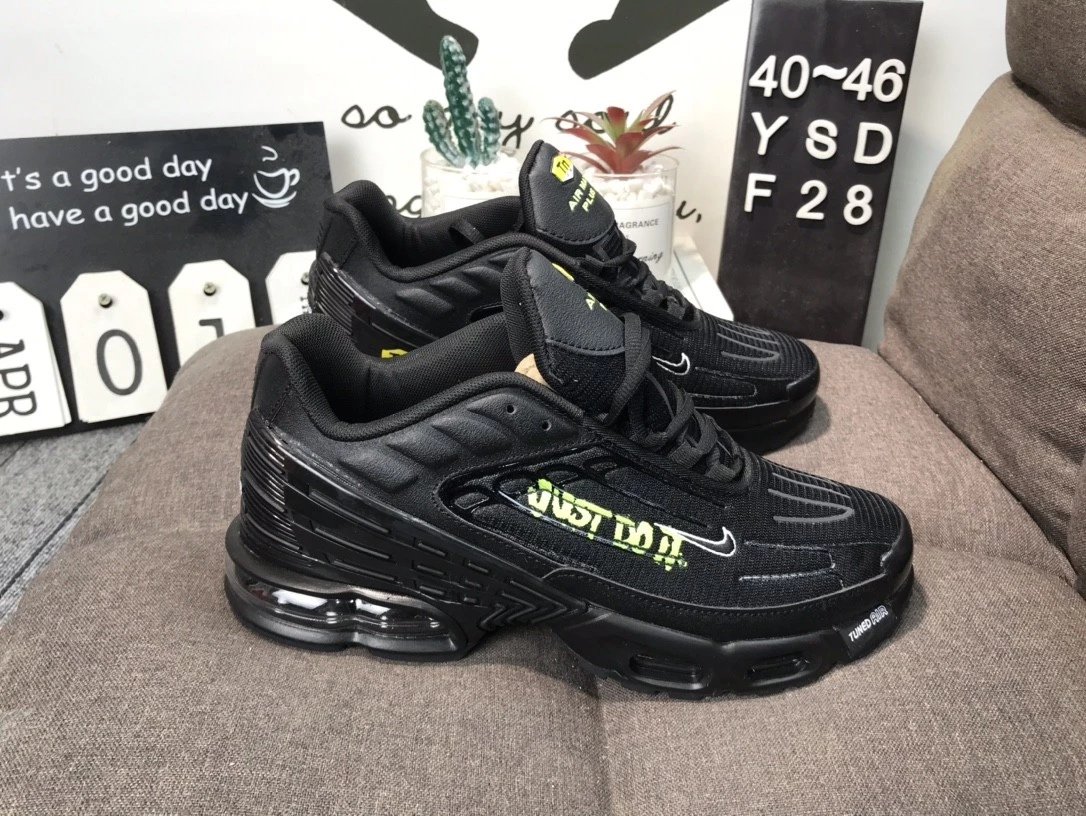 Nike Air Max Plus TN Black White Red Sneakers - 7