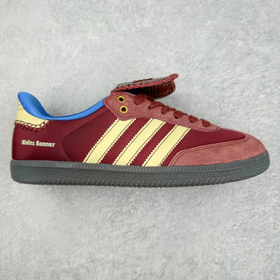 IE0579 Wine Red