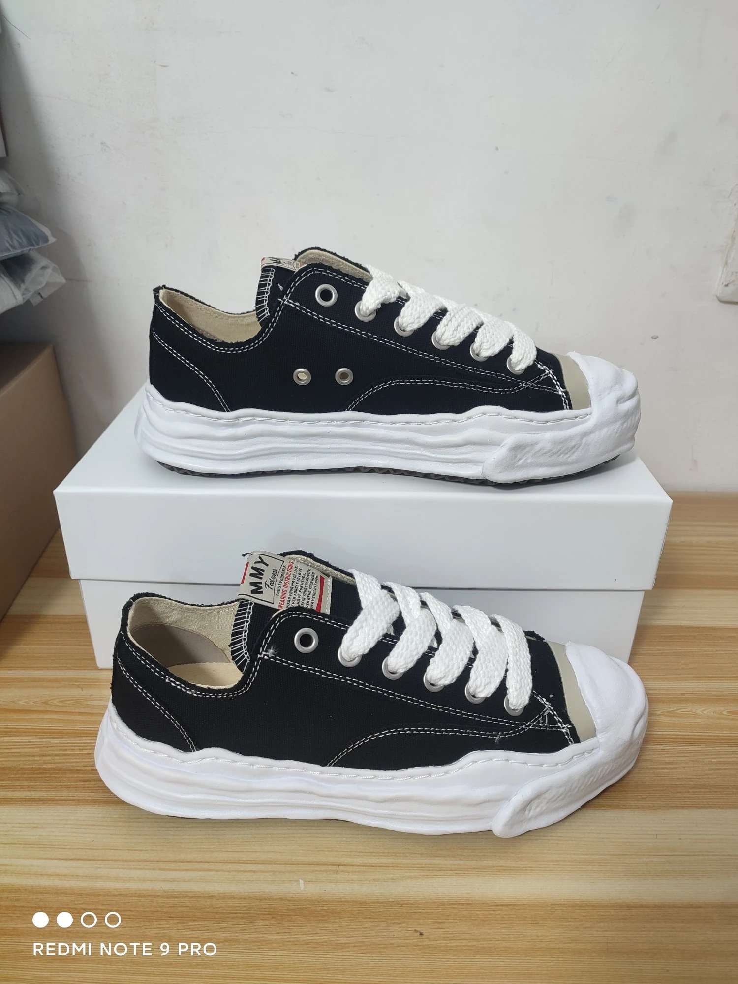 12 colour