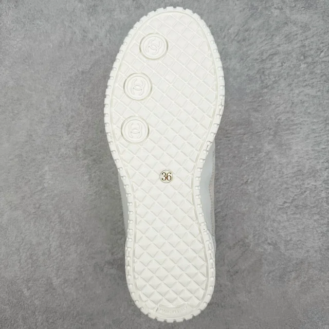 Chanel Sneakers Suede Panel Lace-Up product detail image 9
