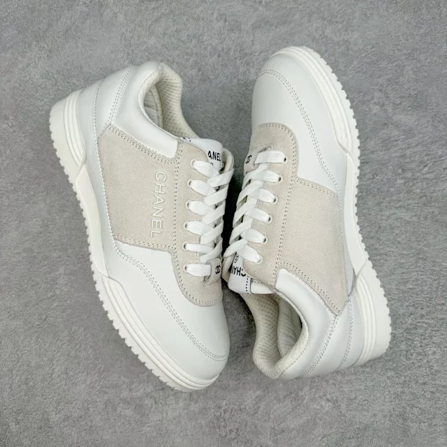 Chanel Sneakers Suede Panel Lace-Up product detail image 3