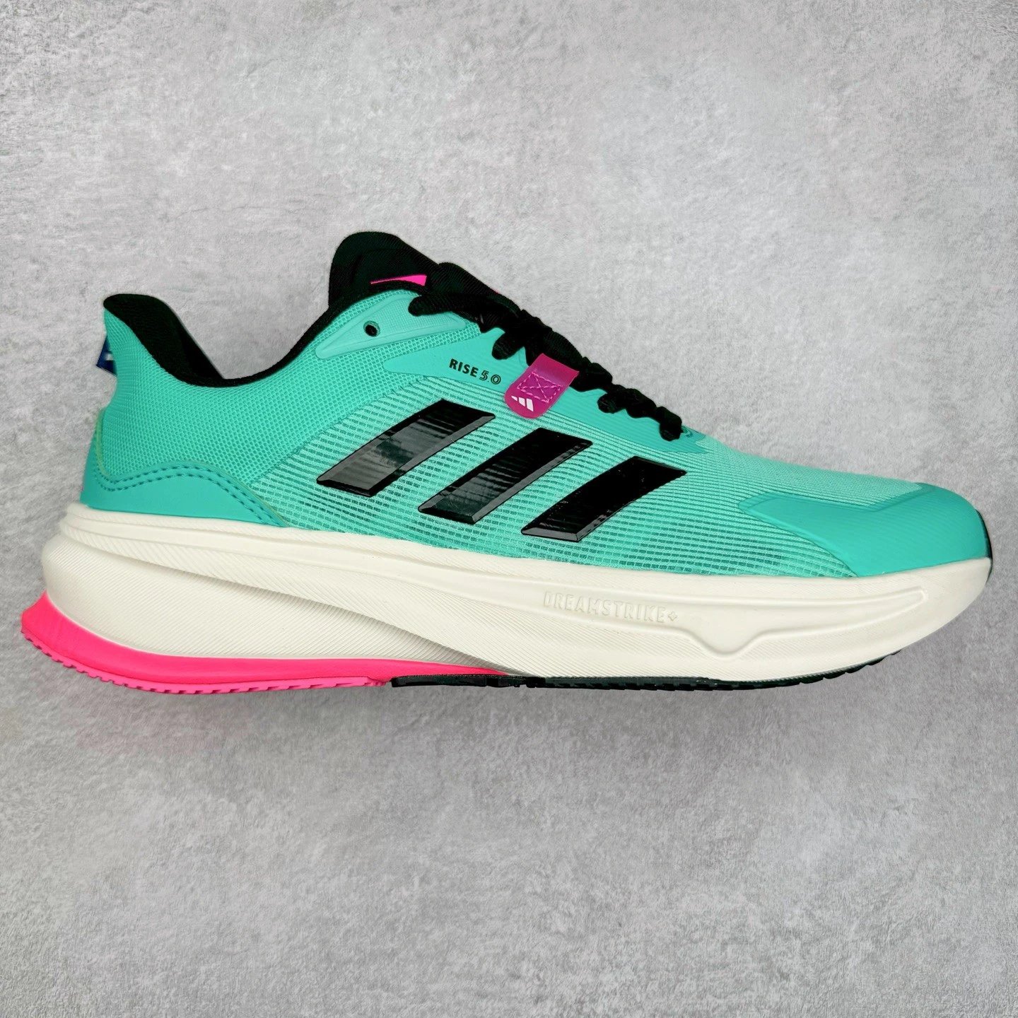 Adidas Sneakers Supernova Rise 5.0 Running Shoes — Black, green, and pink
