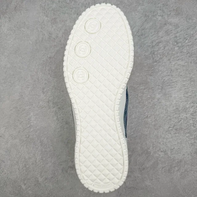 Chanel Sneakers Suede Panel Lace-Up product detail image 45