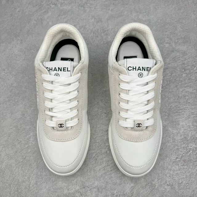 Chanel Sneakers Suede Panel Lace-Up product detail image 2