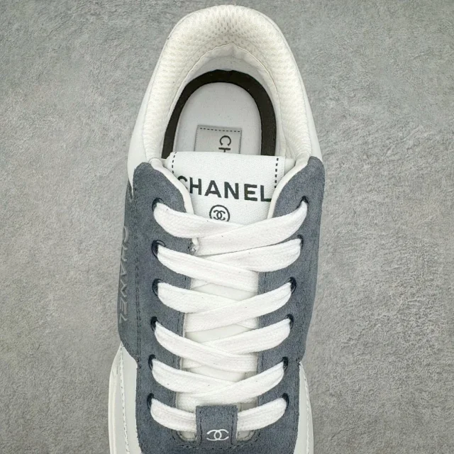 Chanel Sneakers Suede Panel Lace-Up product detail image 41