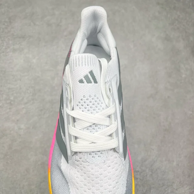 Adidas Sneakers Ultraboost 5X product detail image 5