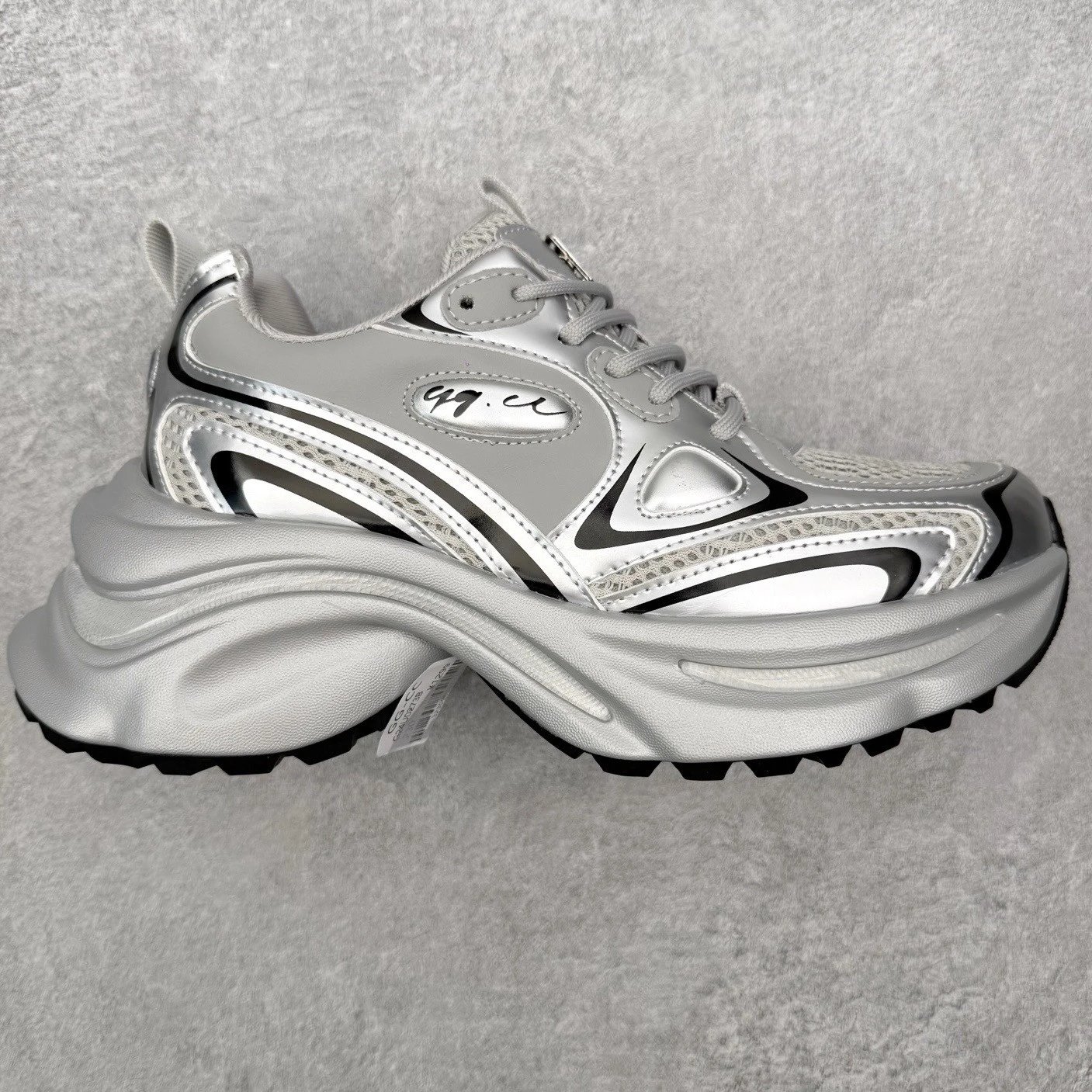 Unbranded Sneakers Mesh chunky with segmented platform sole — Ash silver