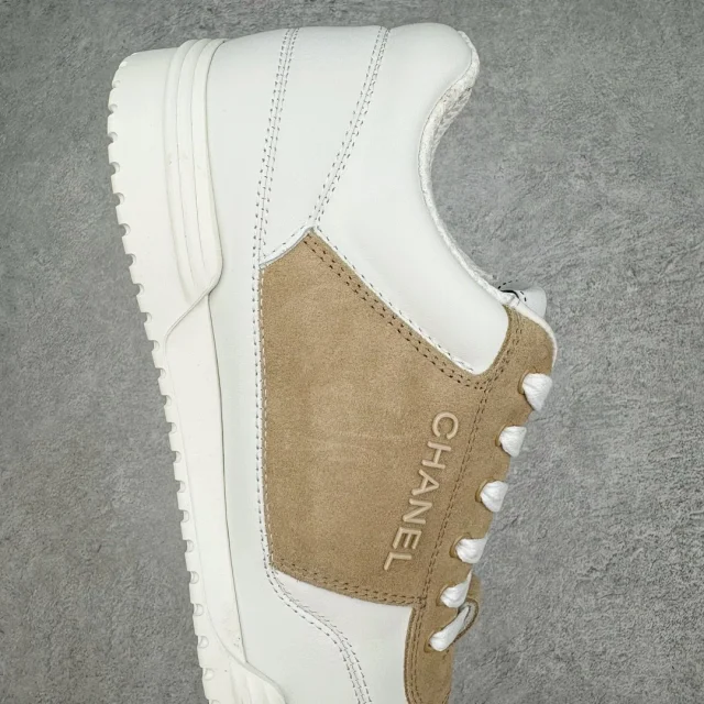 Chanel Sneakers Suede Panel Lace-Up product detail image 15
