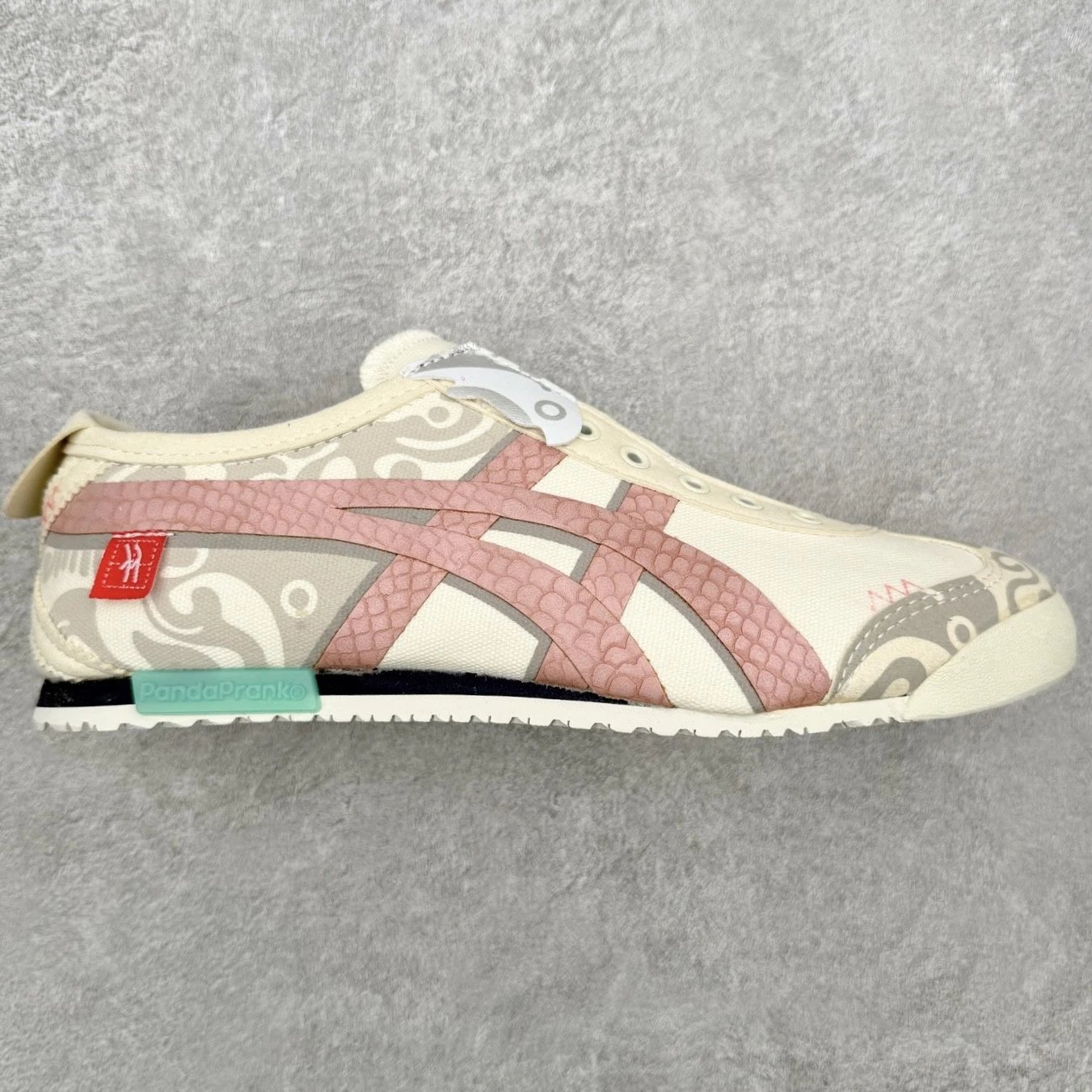 PandaPranko Sneakers Low-Top Striped — rice red and green