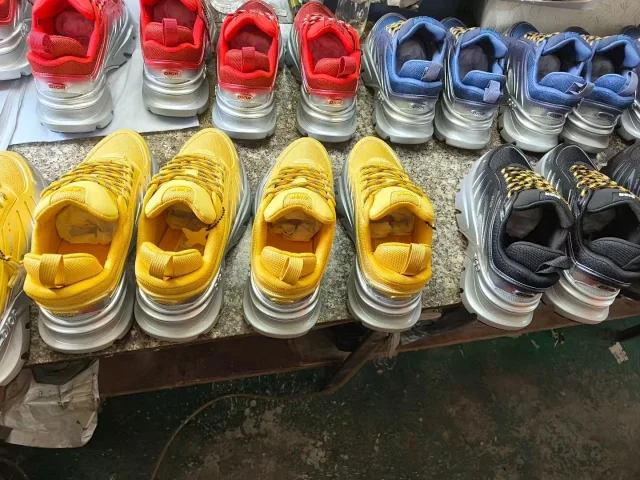 Dior Sneakers Chunky Metallic-Effect Lace-Up product detail image 2