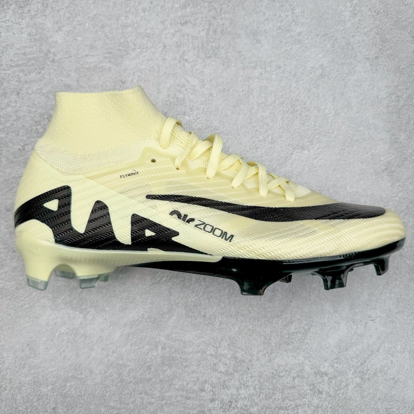 Nike Sneakers Football Turf Shoes — Black Apricot White High-top