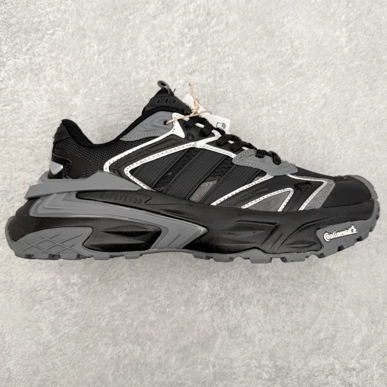 Adidas Sneakers XLG Storm Edge — Black and gray