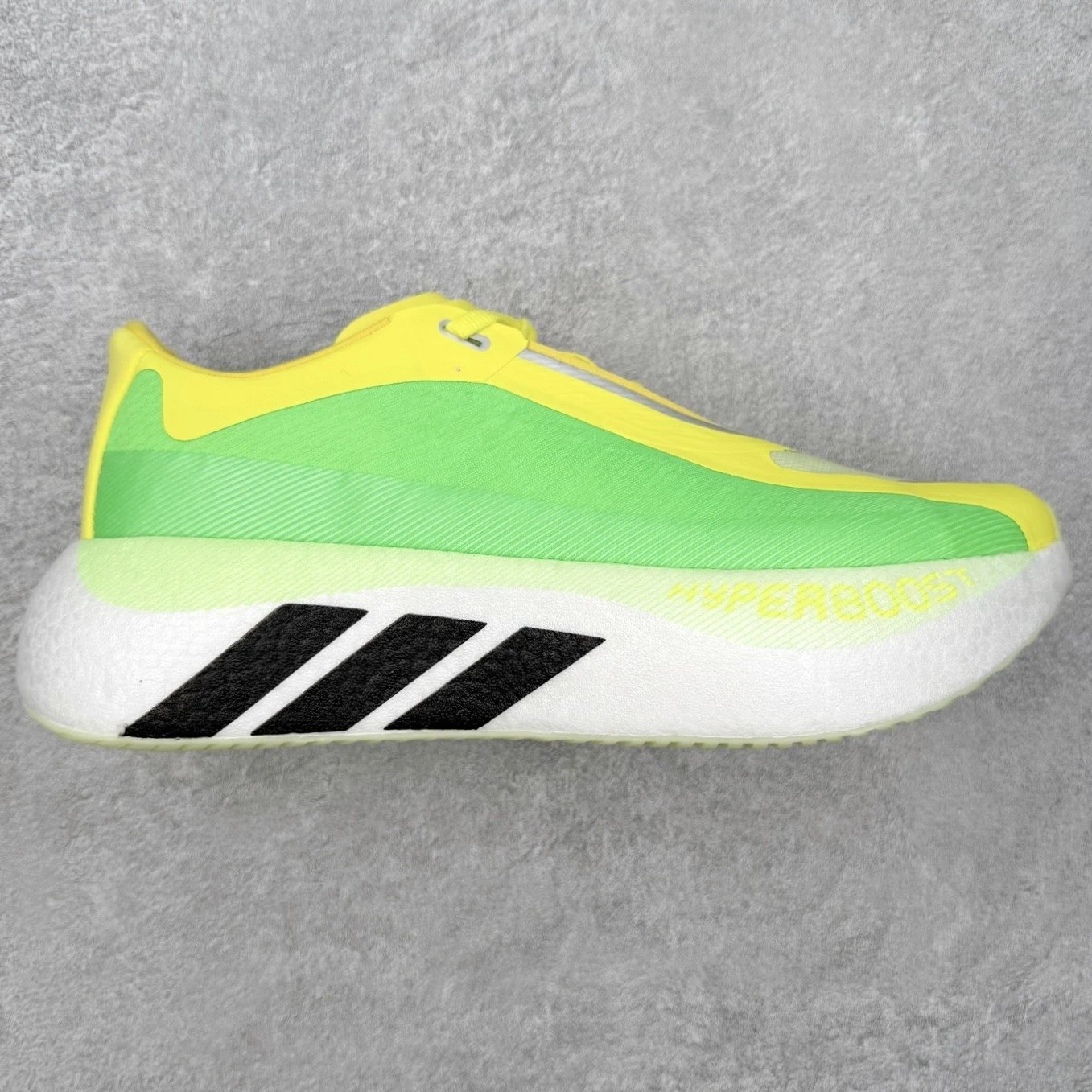 Adidas Sneakers Hyperboost running — White, green, and yellow