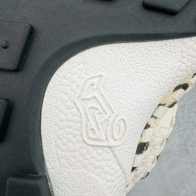 Nike Sneakers Air Footscape Woven product detail image 29