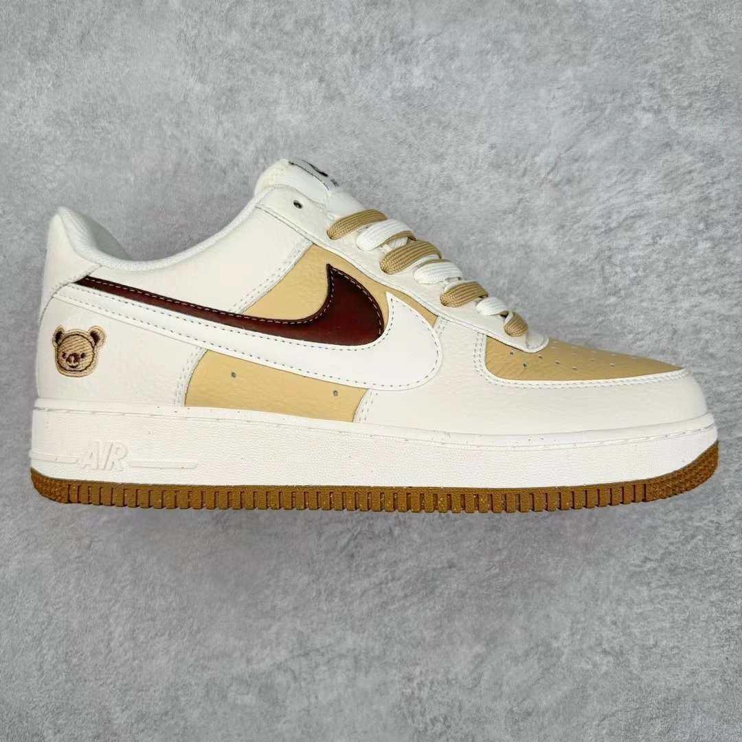 Nike Sneakers Air Force 1 Low-Top — White-brown teddy bear double hook