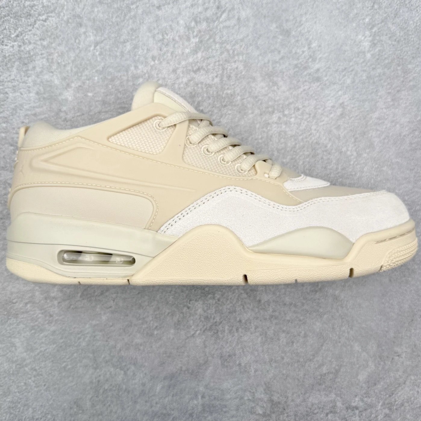 Nike Sneakers Air Jordan 4 RM — Beige