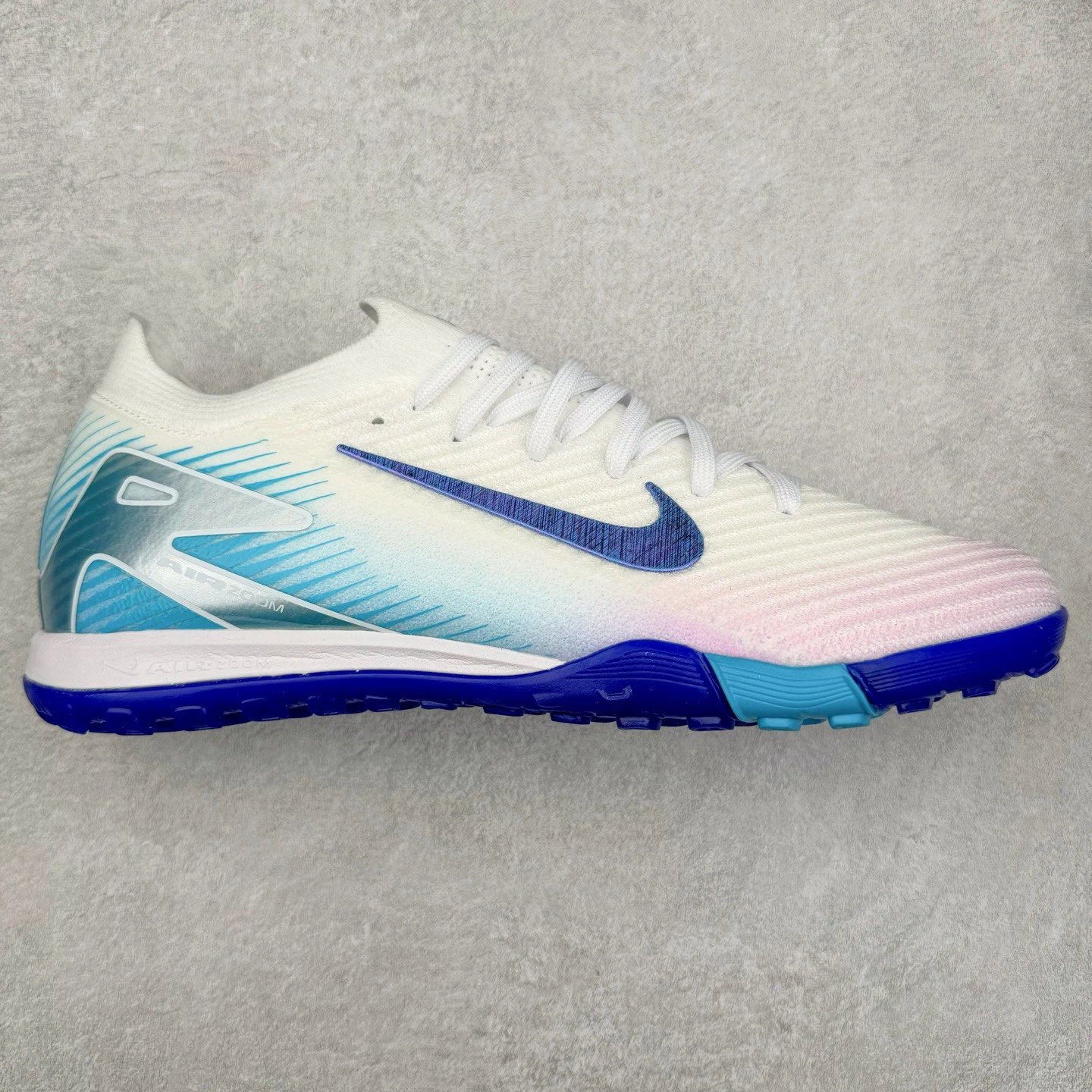 Nike Sneakers Football Turf Shoes — White and blue