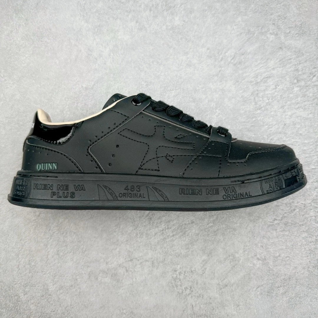 QUINN Sneakers Low-top lace-up with embossed graphic sole — Black