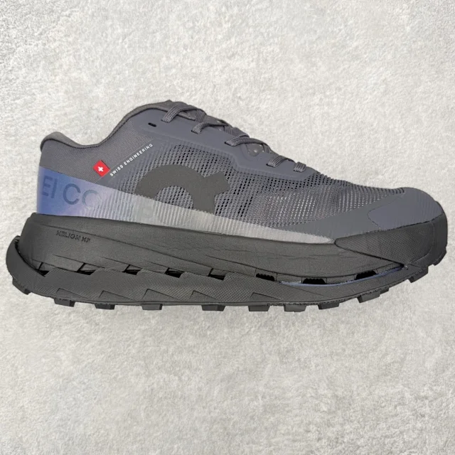 On Sneakers Mesh running with lugged outsole product detail image 1